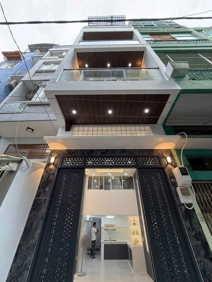 Bán nhà hẻm Nguyễn Tiểu La, P8, Quận 10, 4PN, giá 7,9 tỷ - Ảnh 1