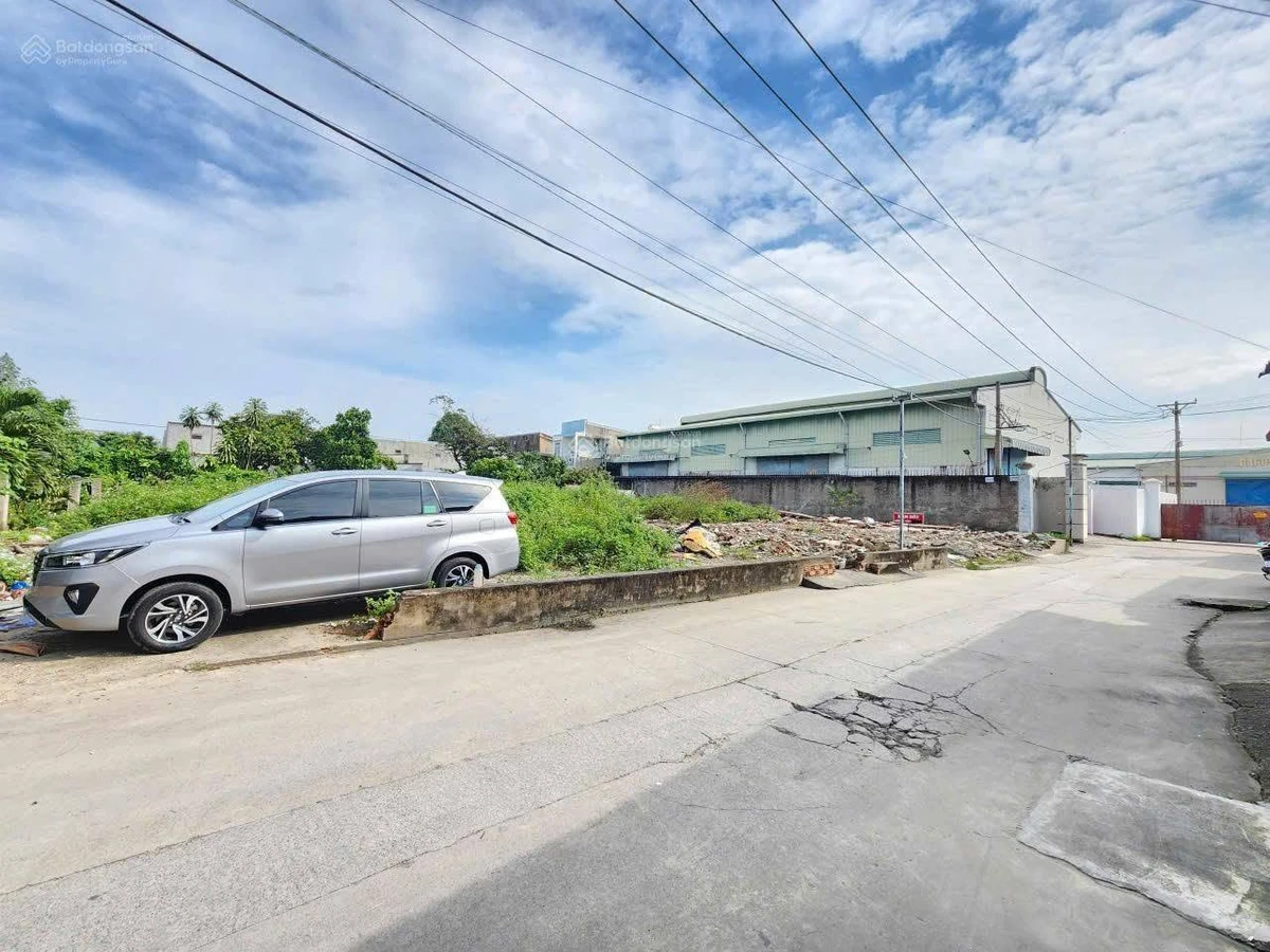 Bán lô đất 666m2 gần đường Lê Thị Trung, phường An Phú, Thuận An, giá 13,5 tỷ - Ảnh thu nhỏ 3