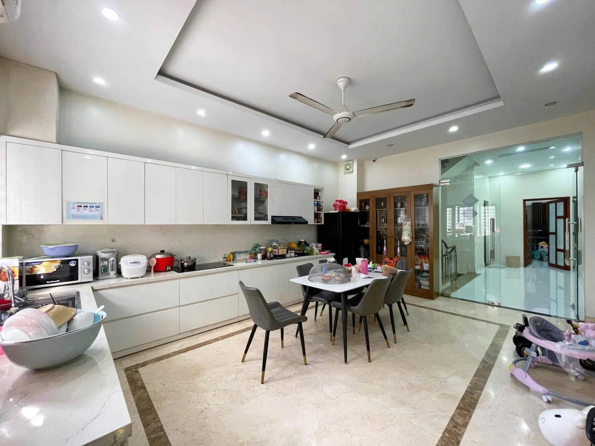 Bán nhà mặt đường Hoàng Thế Thiện 92m² 4 tầng 13,5 tỷ - Ảnh thu nhỏ 2