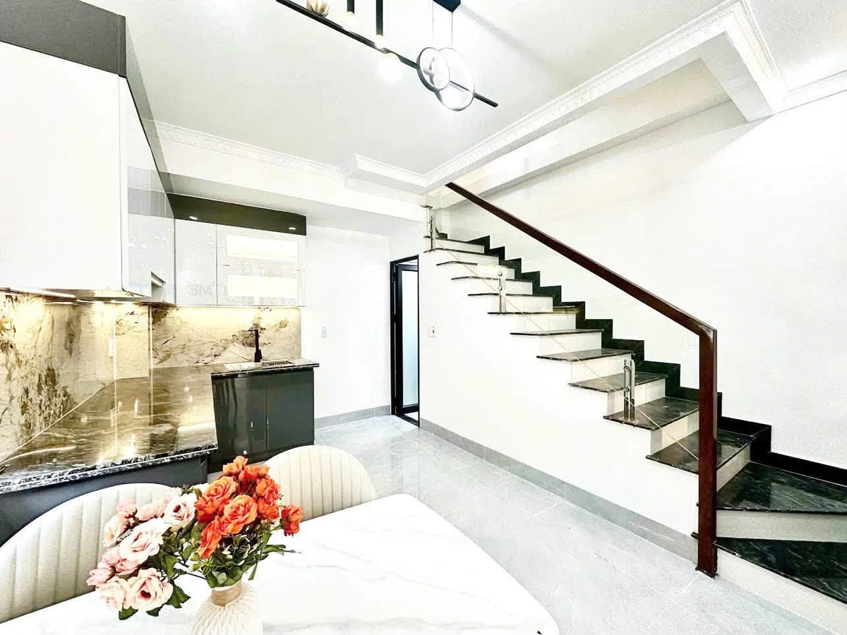 Nhà mặt ngõ Đà Nẵng 40m² 3 tầng 3 PN 2 tỷ - Ảnh thu nhỏ 4