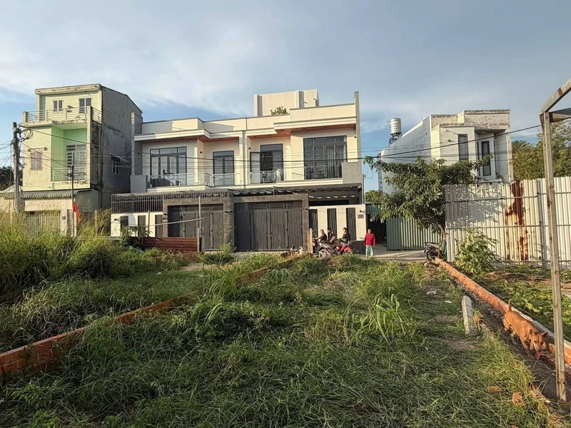 Bán đất 124m² hẻm Nguyễn Thị Minh Khai, Thủ Dầu Một 2.59 tỷ