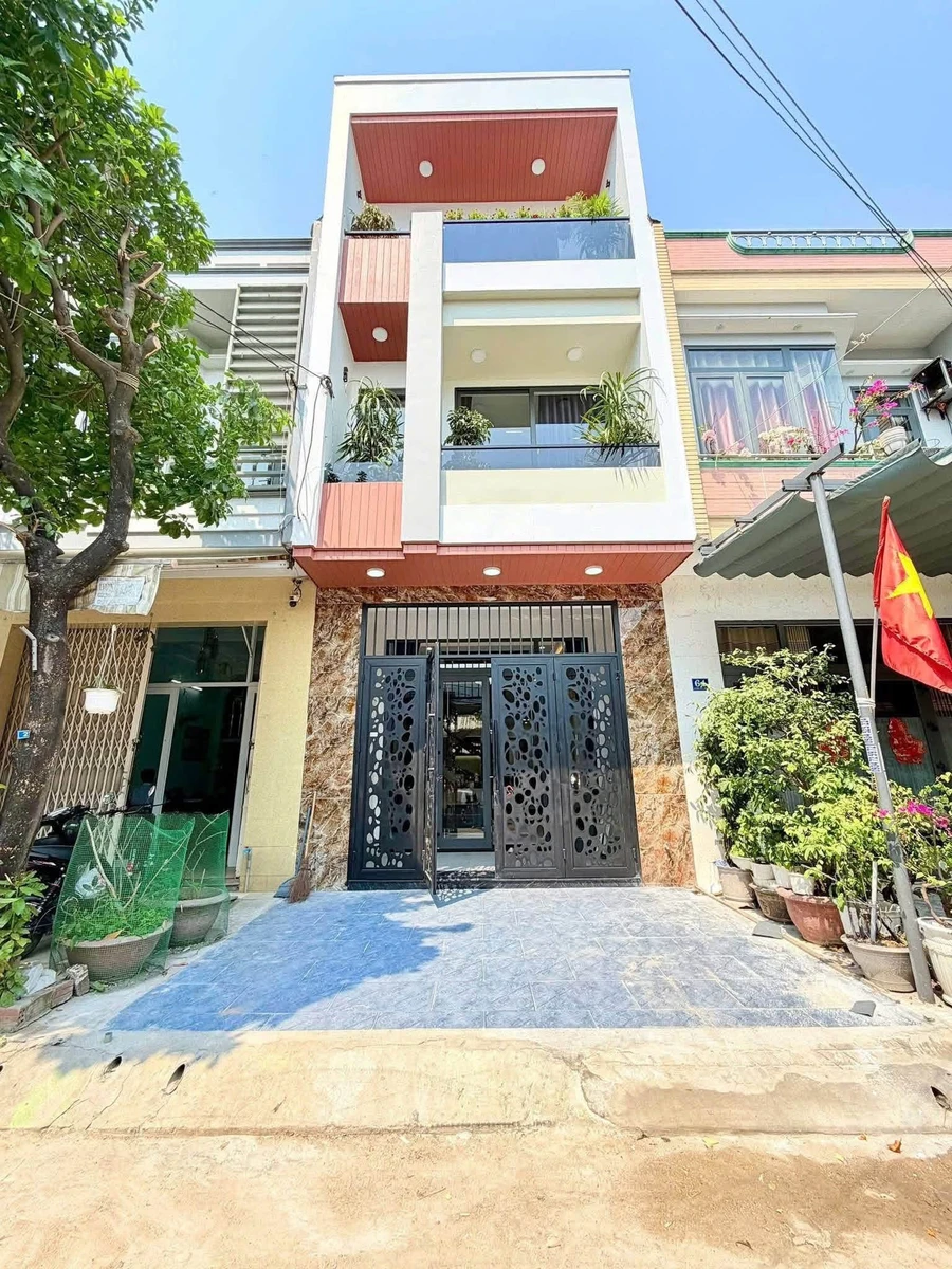 Bán nhà 3 tầng full nội thất 72m2 đường Dương Đức Hiền, Đà Nẵng - Ảnh 1