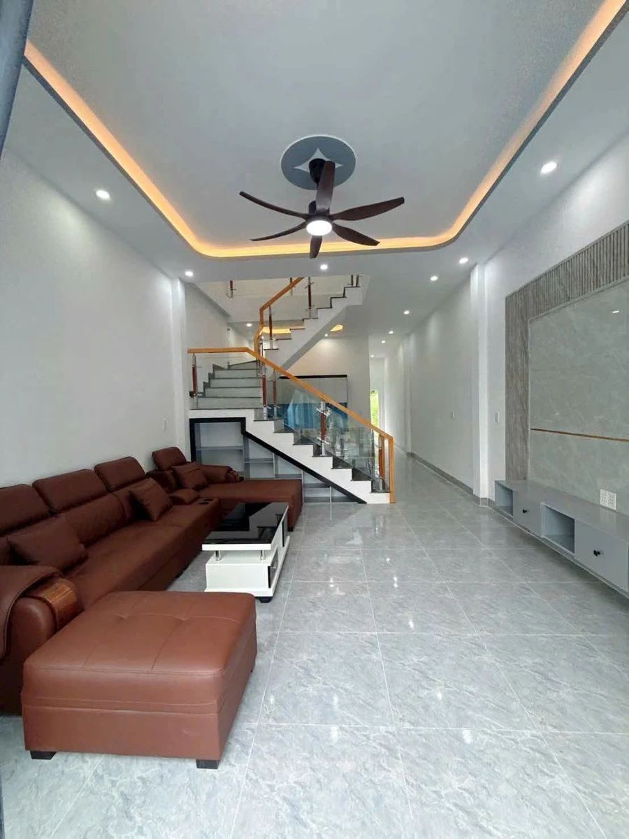 Bán nhà 1 trệt 1 lầu 3PN 81m² Bến Cát 2.2 tỷ - Ảnh 1