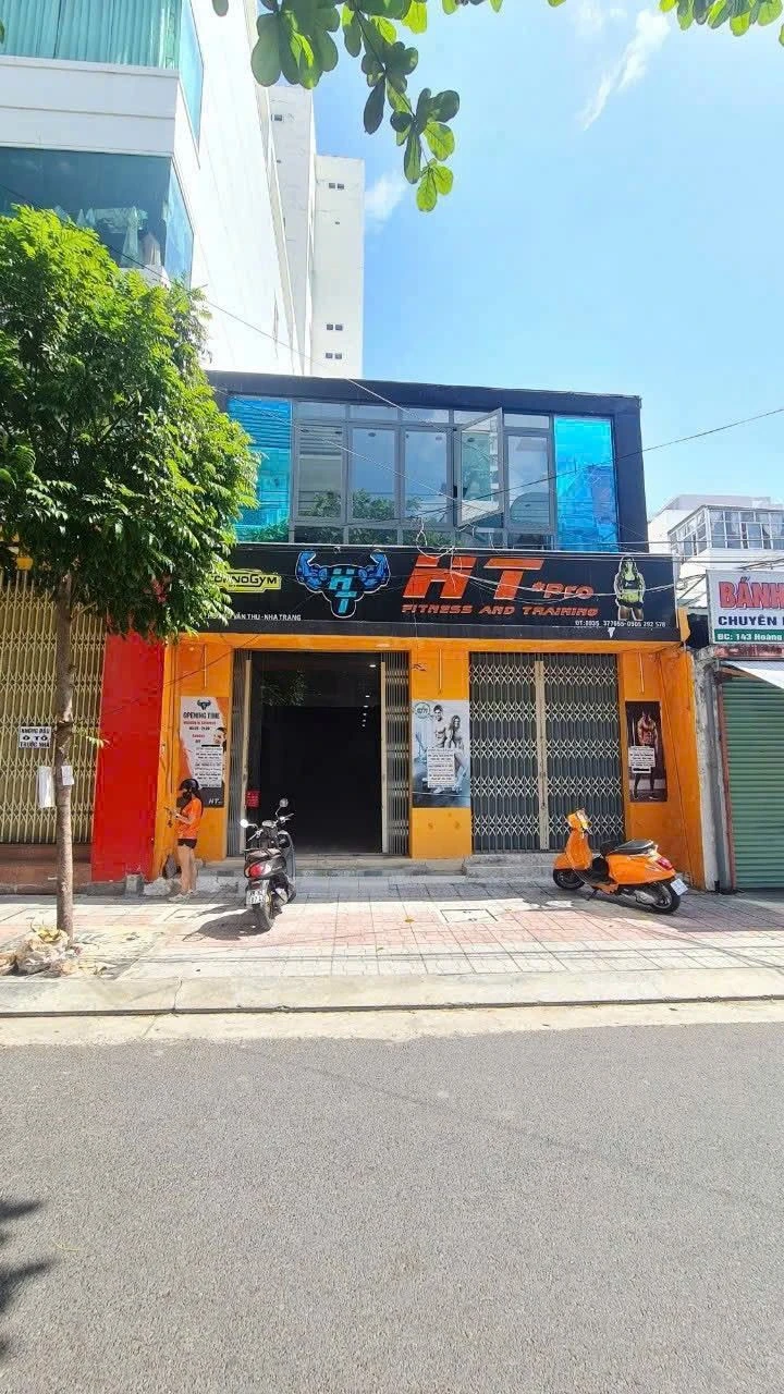 Bán nhà 2 tầng mặt tiền Hoàng Văn Thụ 191.6m2 31.5 tỷ Nha Trang - Ảnh 1