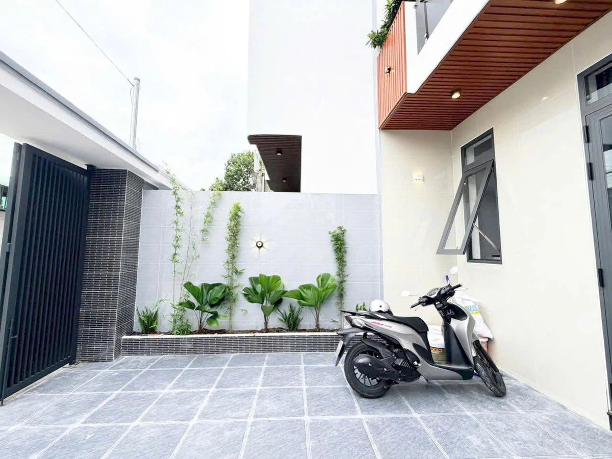 Bán nhà phố 3PN, 85m² gần chợ Phú Thọ, Biên Hòa, 3 tỷ 380 - Ảnh thu nhỏ 2