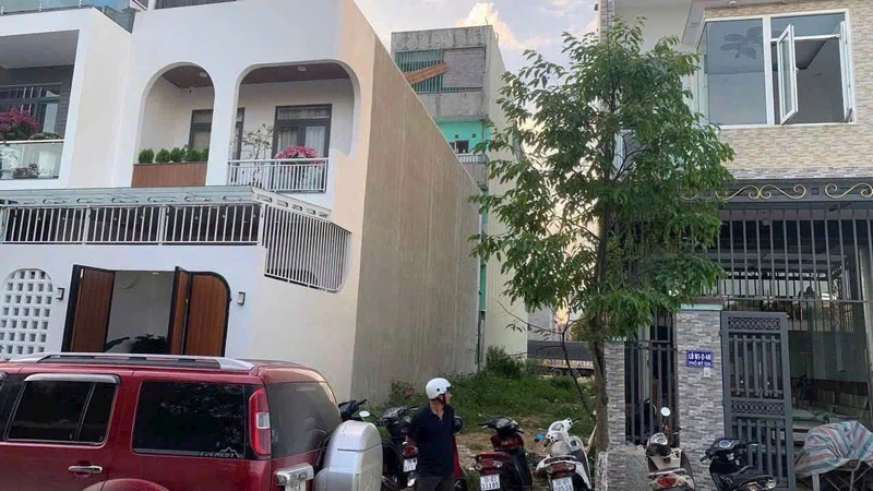 Bán nhà mặt tiền 4x8,5m, trệt 2 lầu 3PN, giá 3,68 tỷ, Bình Hưng Hòa B, Bình Tân sautamland