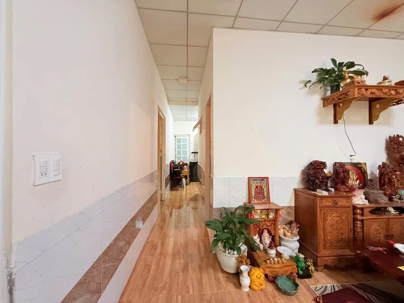 Bán nhà 2 mặt tiền Mai Xuân Thưởng, Đà Lạt, 105m2, 2,39 tỷ