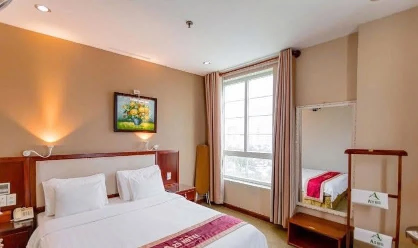 Bán tòa khách sạn 10 tầng 2.000m² Nguyễn Trãi Quận 1 - Ảnh thu nhỏ 4