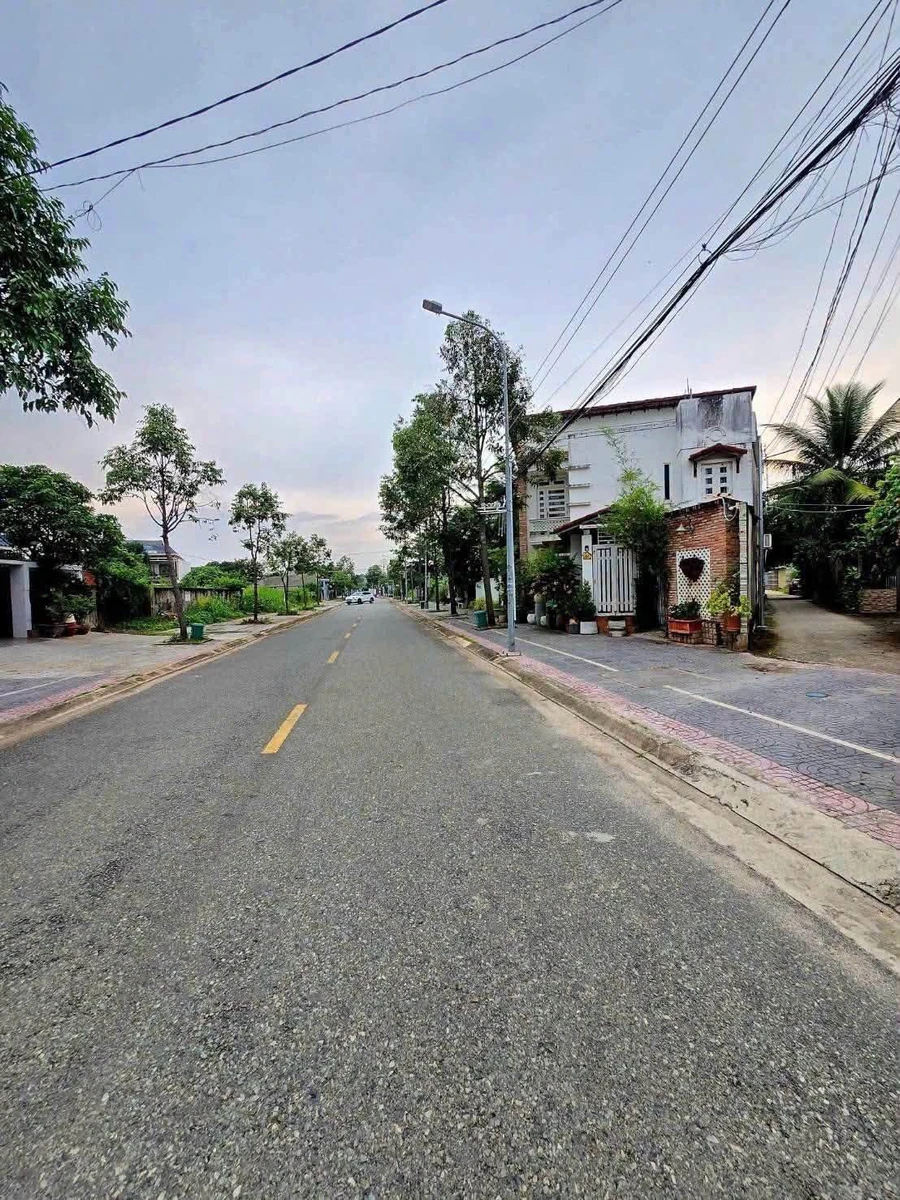 Bán đất 700m² (150m² thổ cư) Long Hương, Bà Rịa 2 tỷ 5 - Ảnh 1