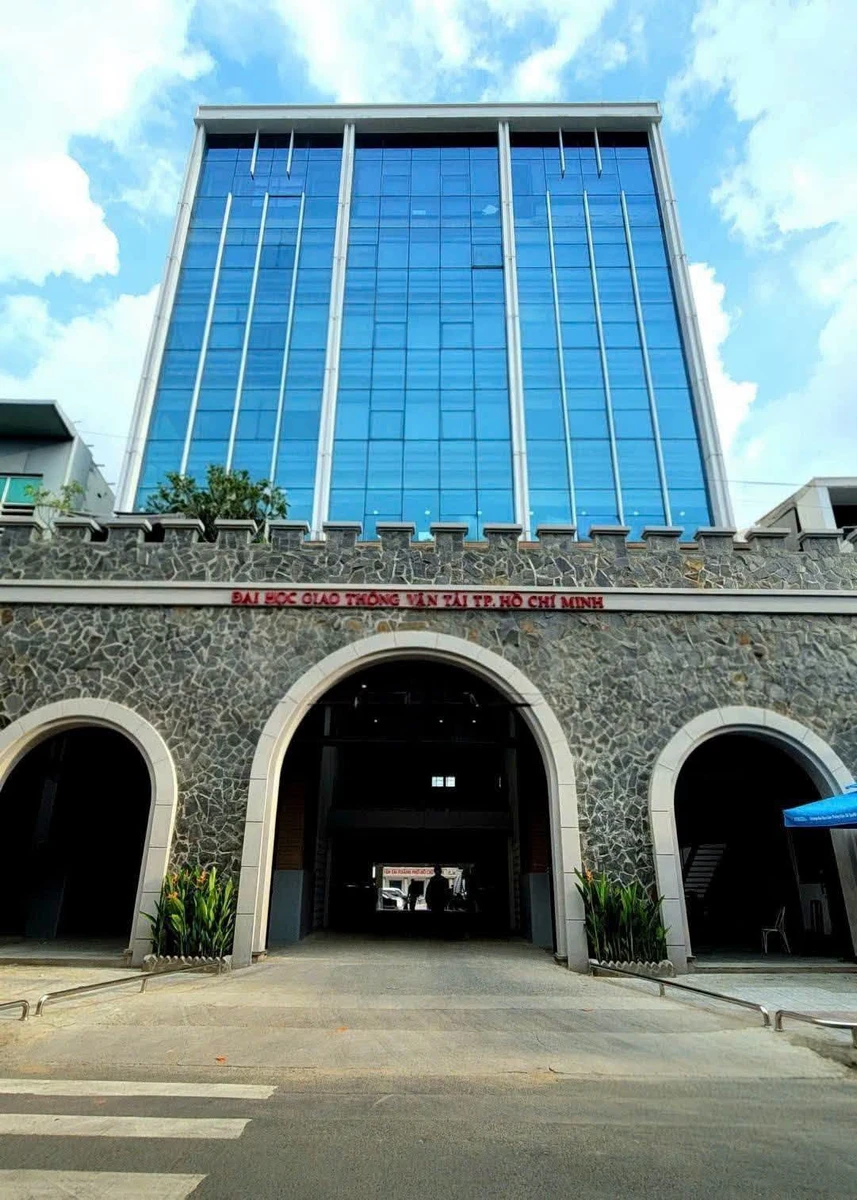 Bán nhà phố 76m² 4 PN Nguyễn Văn Thương Q1 gần Metro - Ảnh thu nhỏ 2