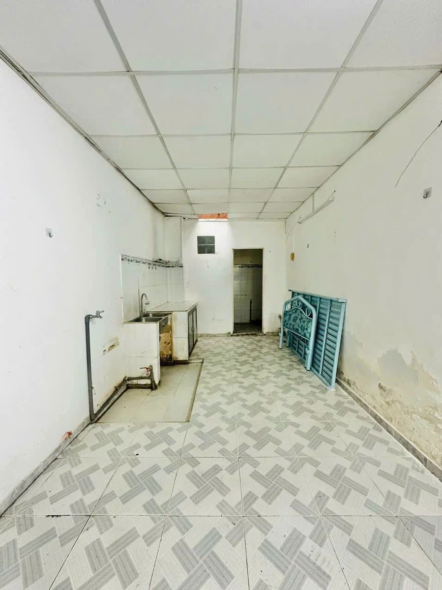 Bán nhà hẻm xe hơi 2PN 50m2 Thành Thái Q10 3.33 tỷ - Ảnh thu nhỏ 4