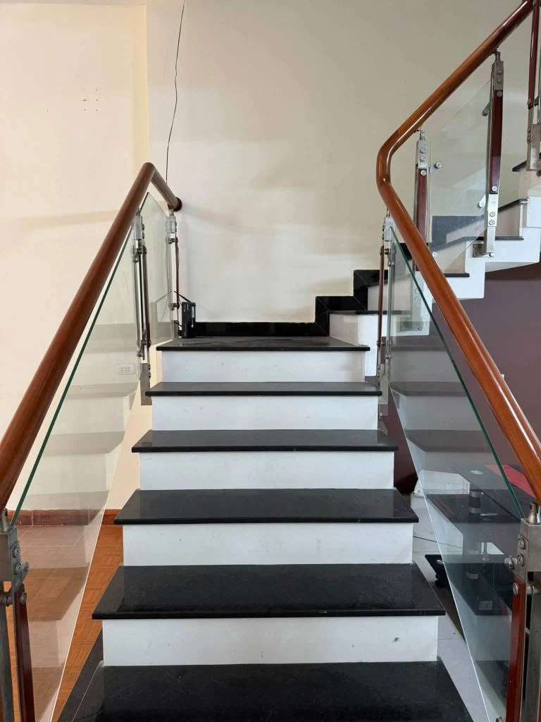 Bán nhà 4PN, 222m² đường Hoà Minh, Bình Tân - Ảnh thu nhỏ 2