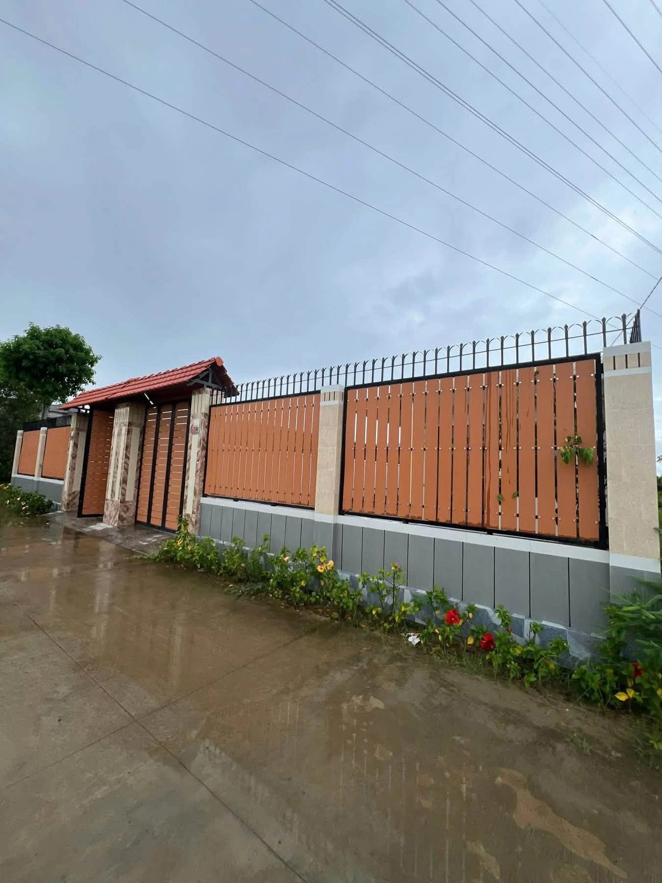 Cho thuê nhà liền kề 300m², 3 PN, Võ Nguyên Giáp, Vũng Tàu - Ảnh 1