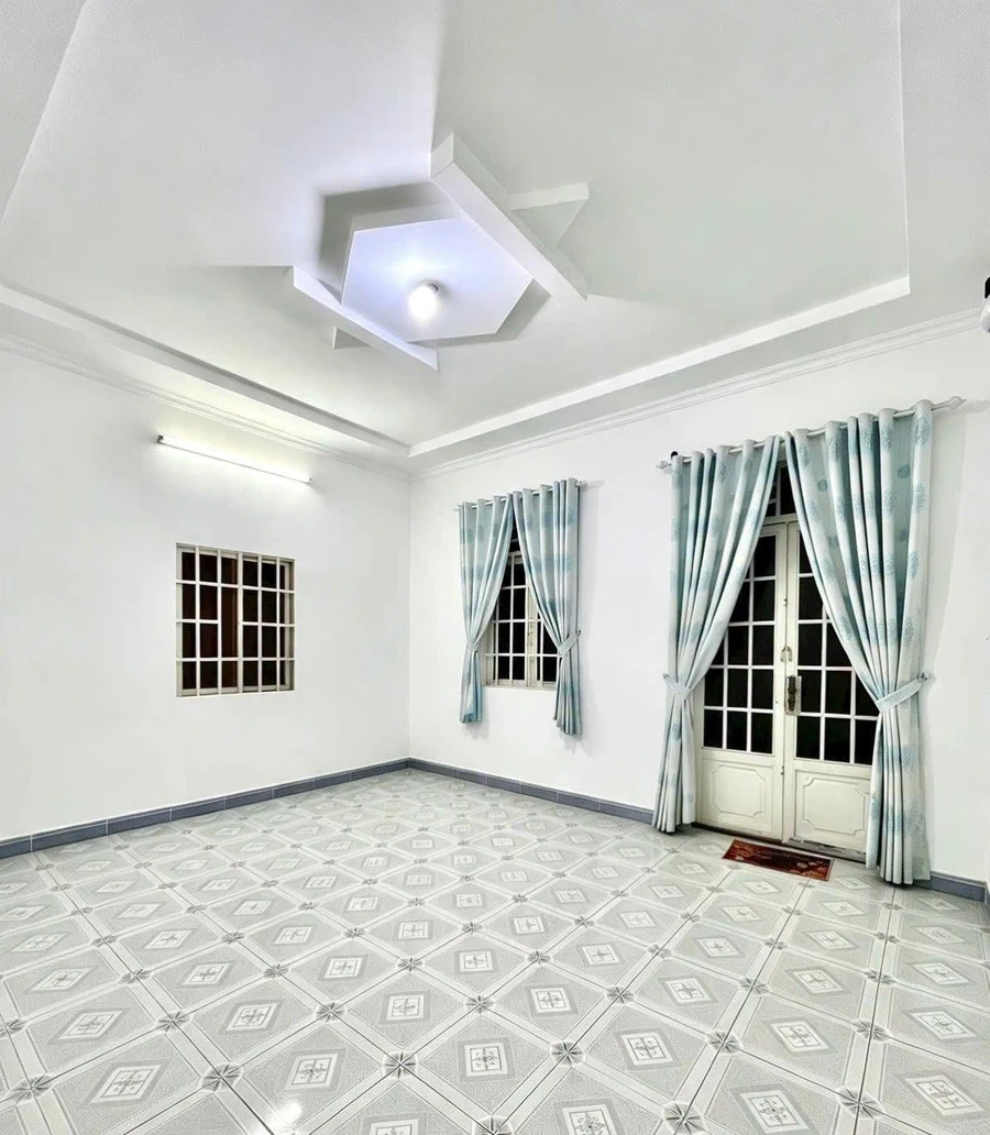 Bán nhà 2 tầng 100m² Ngã Tư Ga Quận 12 - 4.2 tỷ - Ảnh thu nhỏ 3