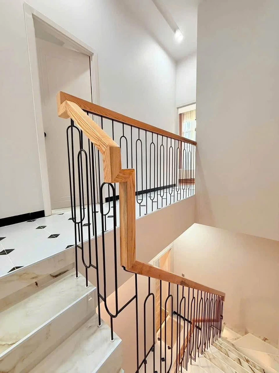 Bán nhà mê MT Xuân Diệu 256m2, 4PN Quận 7 - Ảnh thu nhỏ 3