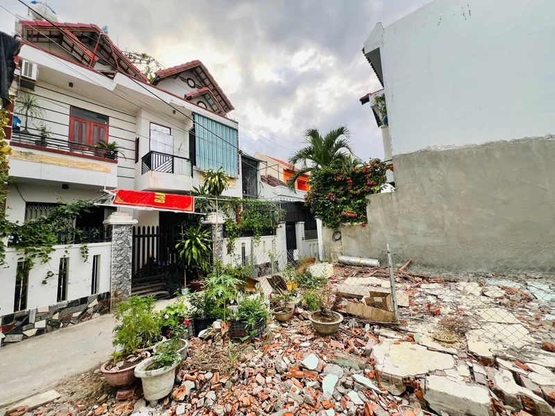 Bán đất 50m² 2 mặt tiền Nguyễn Thị Định Nha Trang