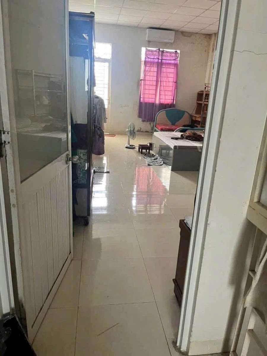 Bán nhà 1 trệt 1 lầu 147m² Lợi Bình Nhơn Tân An - Ảnh thu nhỏ 2