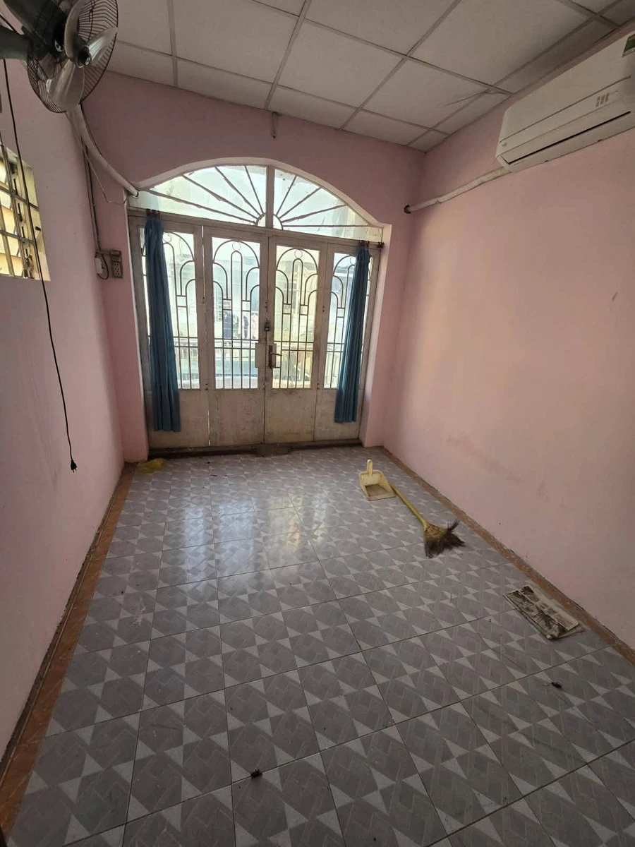 Bán nhà 2 tầng 54m² 4PN gần Vincom Lê Văn Việt, Hiệp Phú, Quận 9 – nhỉnh 3 tỷ - Ảnh thu nhỏ 2