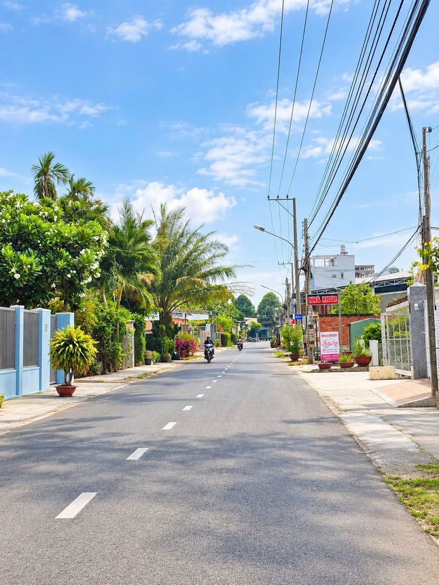 Bán đất mặt tiền Phạm Văn Xuyên Tây Ninh 294m2 - Ảnh 1