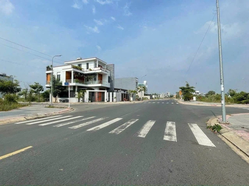 Bán lô đất mặt tiền 92m² Bà Rịa