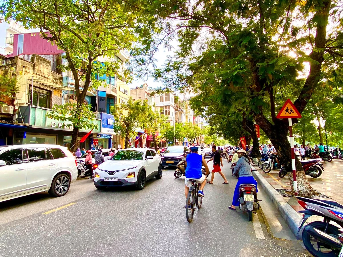 Bán nhà mặt đường Nguyễn Đức Cảnh, 75m², view Hồ Tam Bạc, 25 tỷ - Ảnh thu nhỏ 2