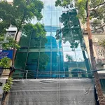 Bán toà nhà văn phòng 9 tầng mới 720m2 Cầu Giấy - Ảnh thu nhỏ 1