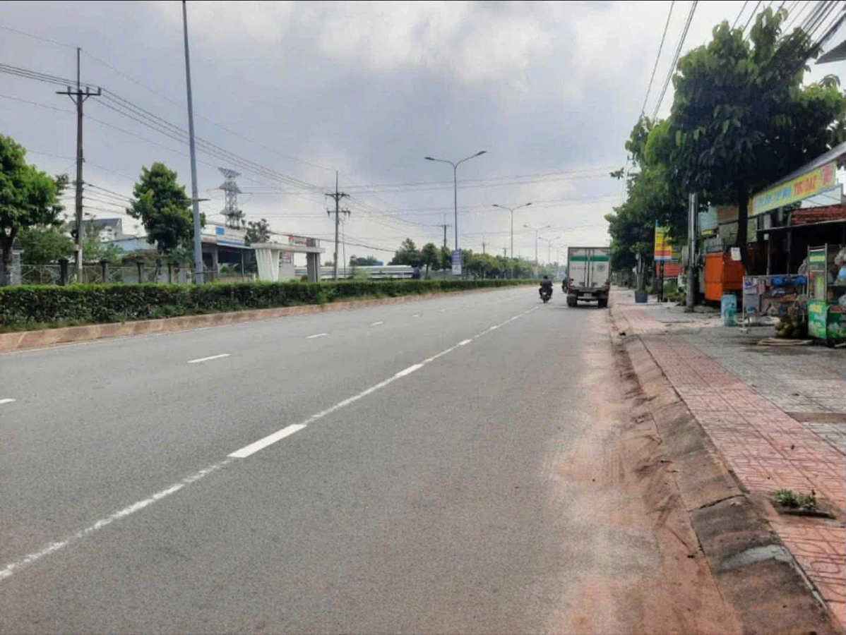 Bán lô đất mặt tiền Hùng Vương 230m² Bình Chánh 2 tỷ 6 - Ảnh thu nhỏ 2