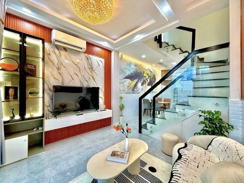 Bán nhà 36m2 5 phòng ngủ Bình Thạnh, gần chợ Bà Chiểu - Ảnh thu nhỏ 2