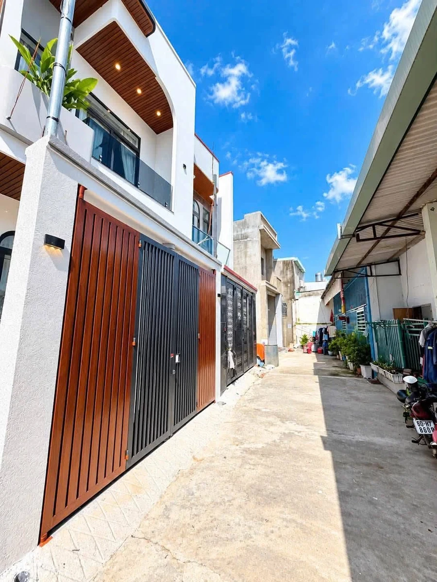 Bán nhà 3 PN Trảng Dài 63m2 sổ riêng 2 tỷ 790 triệu - Ảnh thu nhỏ 2