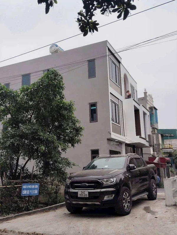Bán nhà 3 tầng 52m2, 3 phòng ngủ, giáp KĐT An Phú, phường Tân Bình, Dĩ An