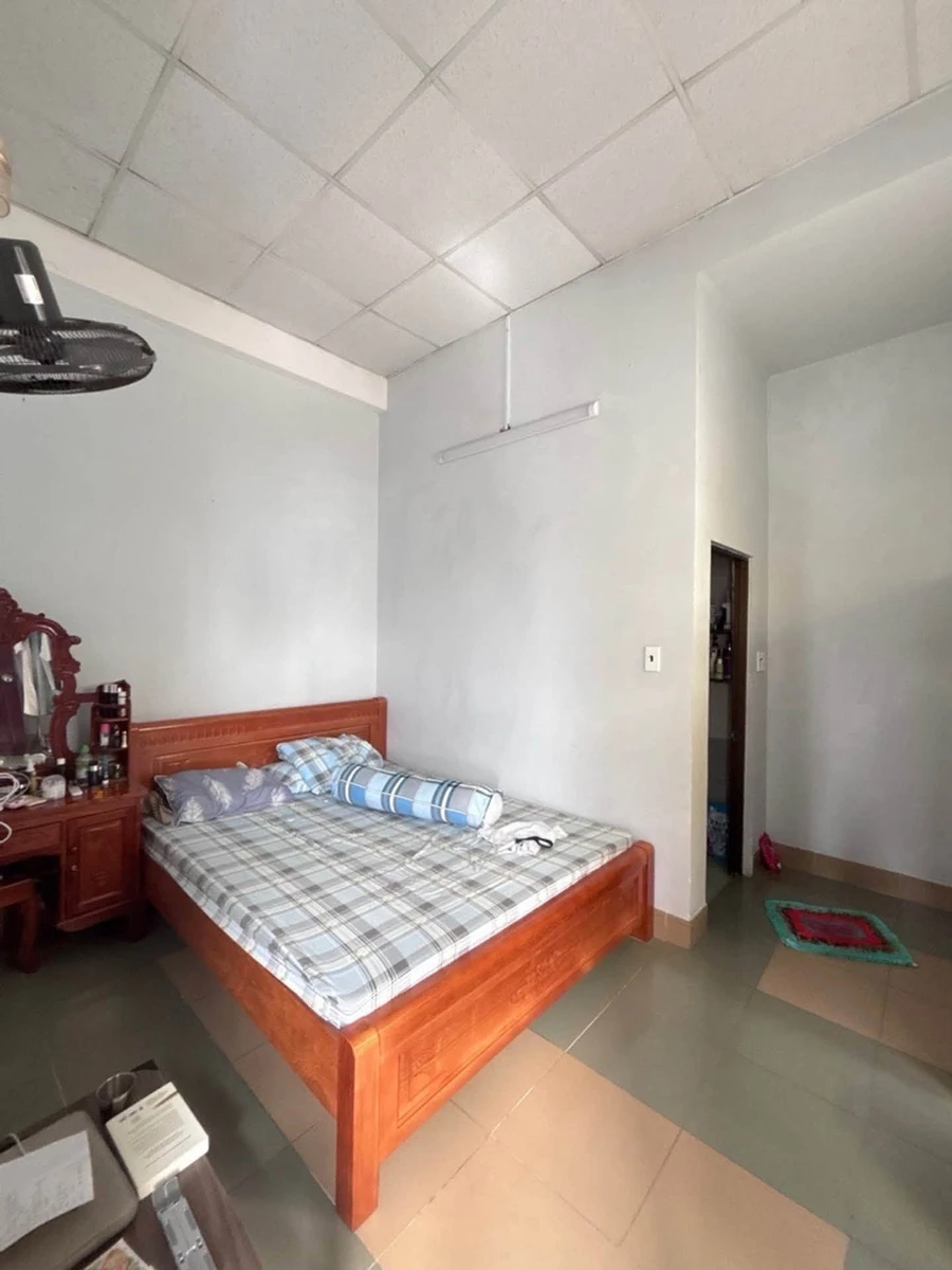 Bán nhà 3 tầng căn góc 62m² 5PN, giá nhỉnh 5 tỷ, Trường Thọ, Thủ Đức - Ảnh thu nhỏ 3