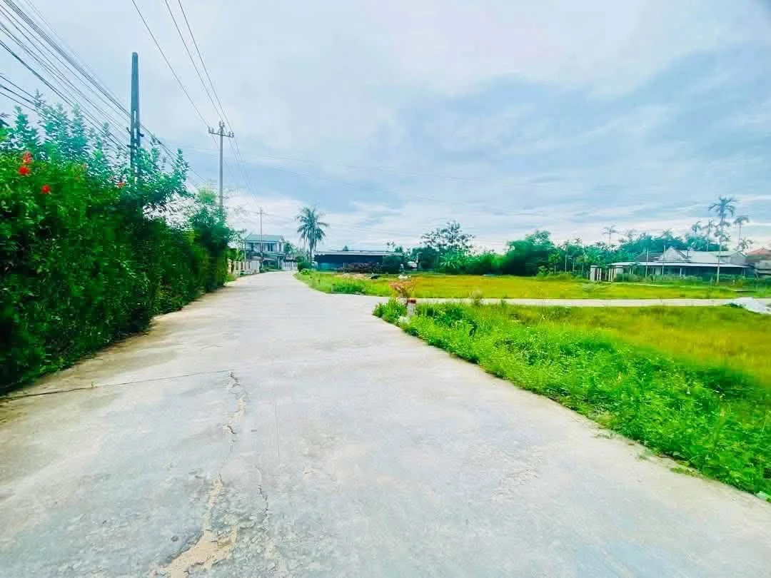 Bán đất mặt tiền Tĩnh lộ 8A Quảng Thọ Huế 42m2 6 tỷ - Ảnh 1