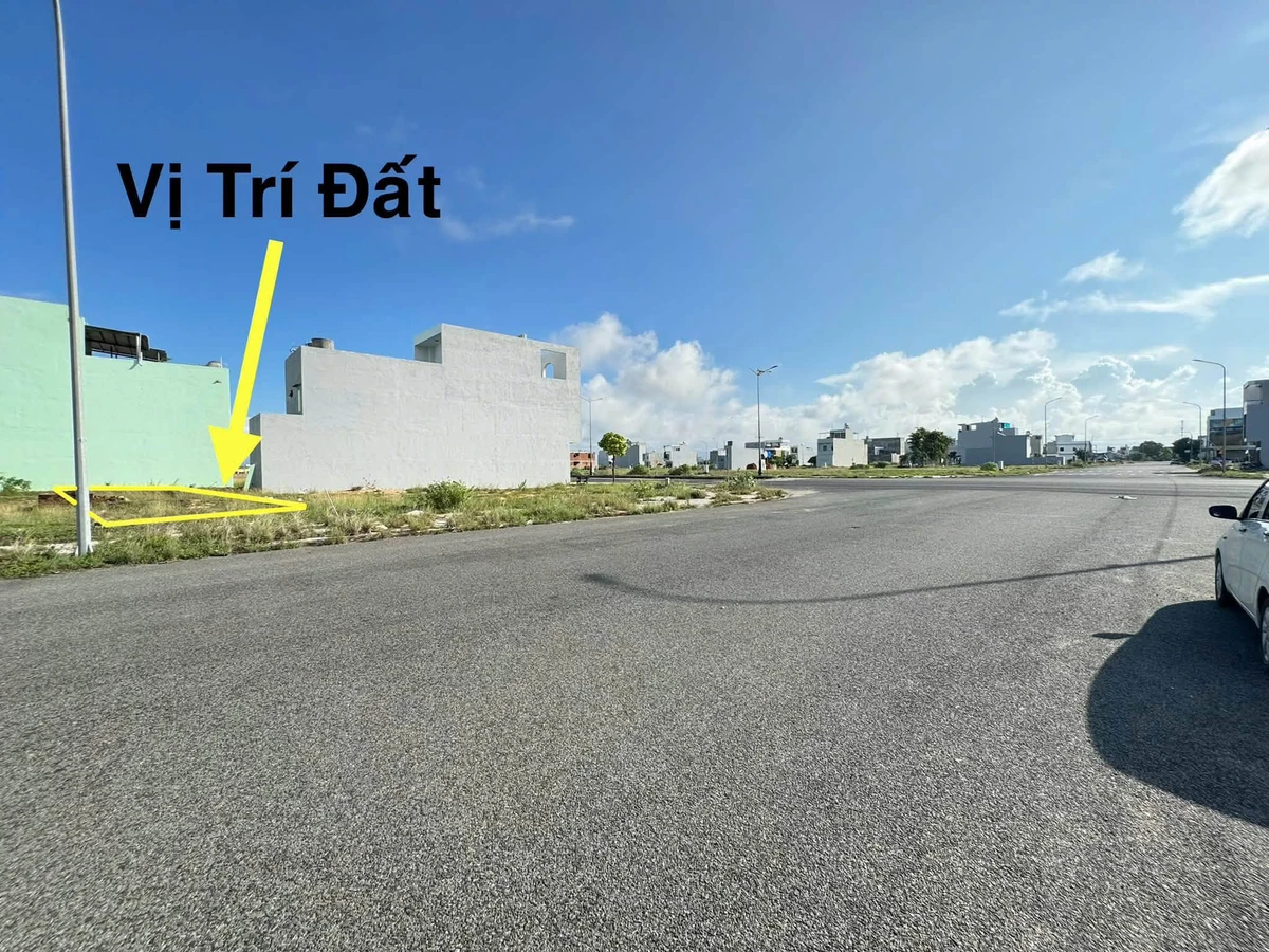 Bán đất mặt tiền Phan Trọng Đường 103m2 gần sân bay - Ảnh 1