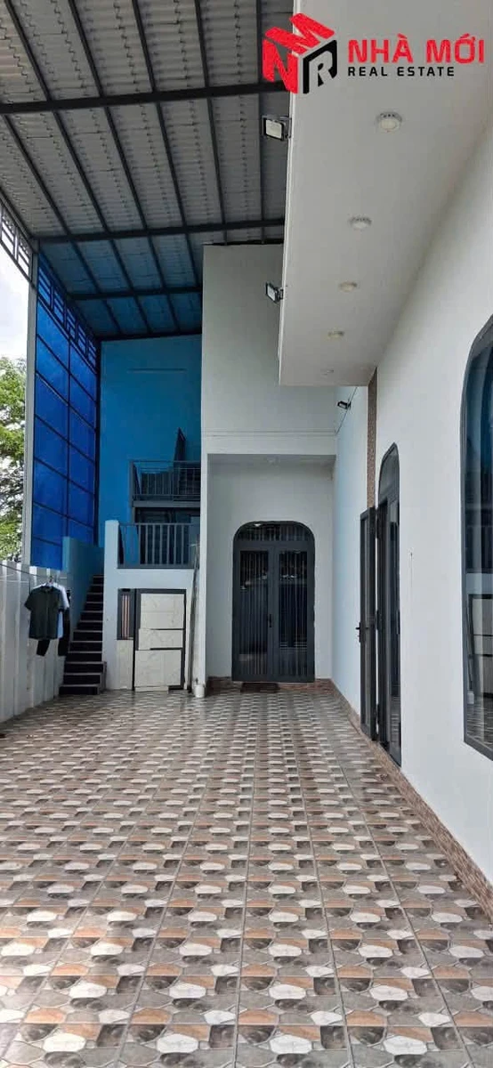 Bán nhà góc 2 mặt tiền 196m² 3PN KĐT Bạch Đằng - Ảnh 1