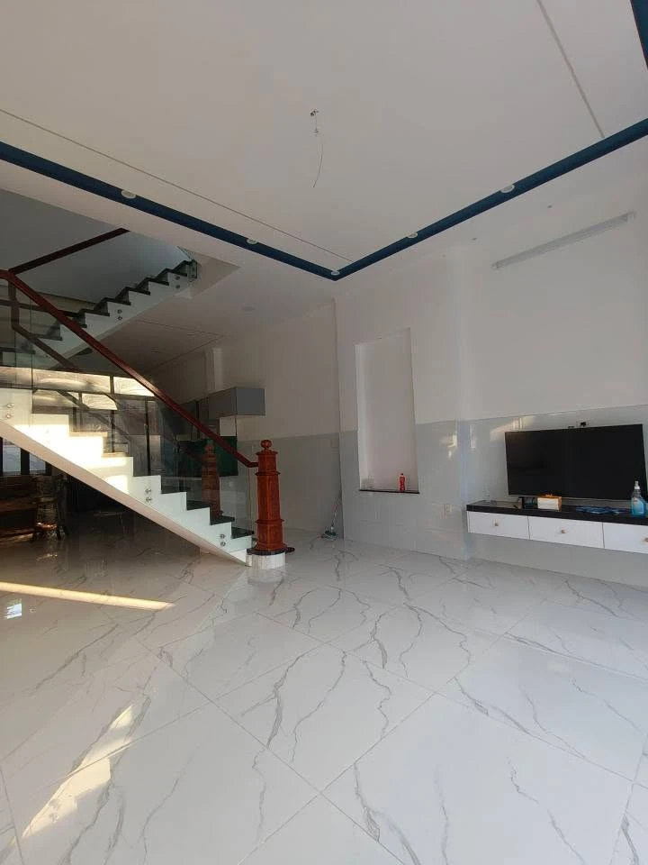 Bán nhà 3 tầng 85m² 4PN Thủ Đức 7.99 tỷ - Ảnh thu nhỏ 5