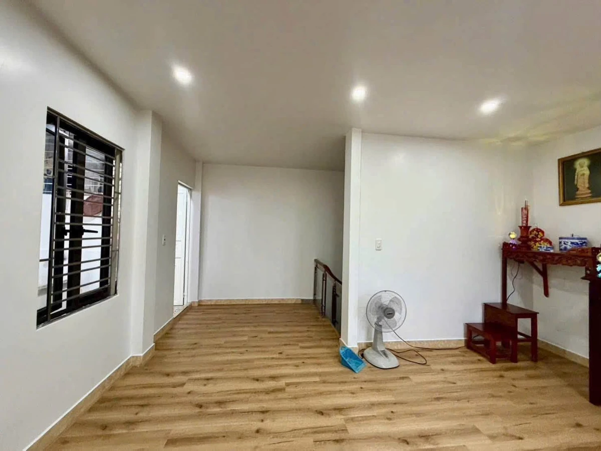 Bán nhà lô góc 4 tầng 52m² Chợ Lũng Hoa Nhà Bè - Ảnh thu nhỏ 5