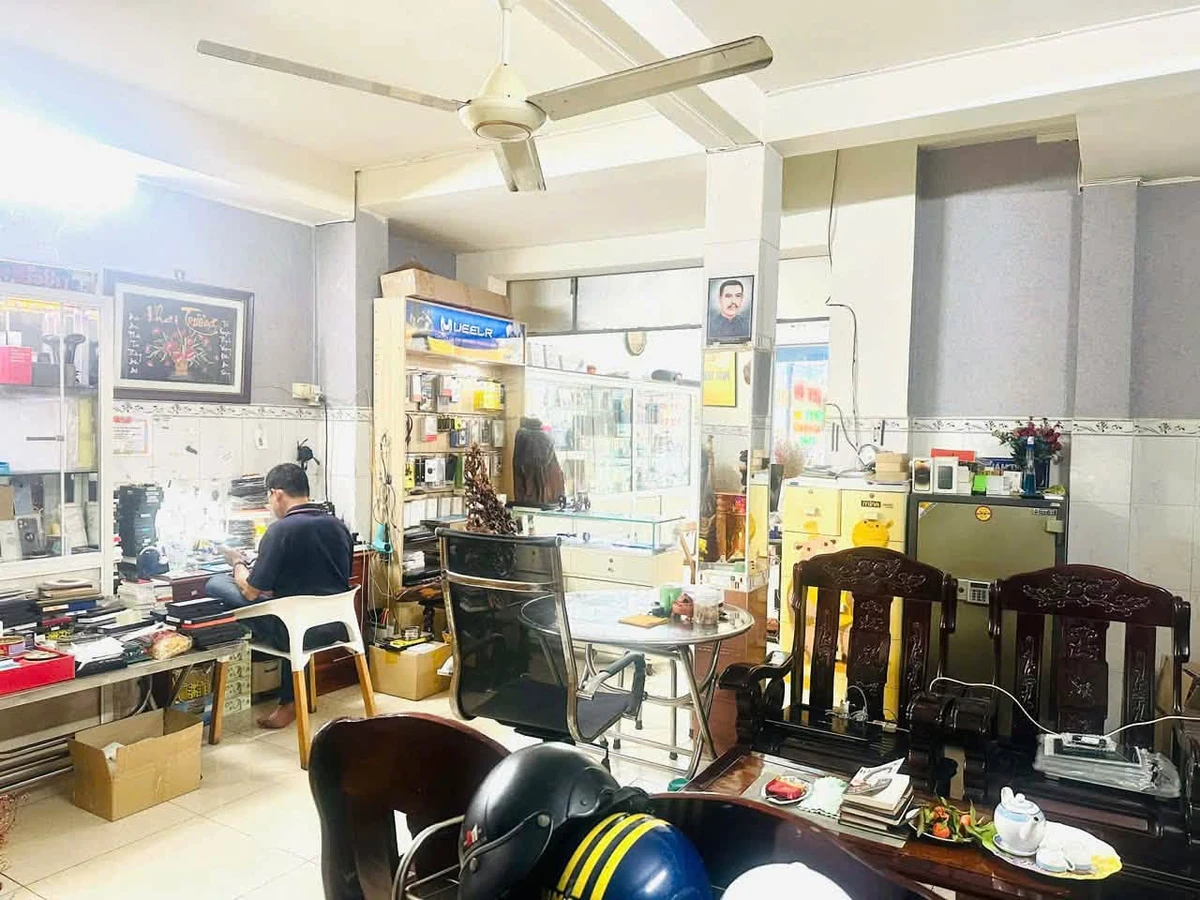 Bán nhà mặt tiền Văn Cao 63,7m2, 1 trệt 1 lầu, giá 11,8 tỷ, Tân Phú - Ảnh thu nhỏ 3