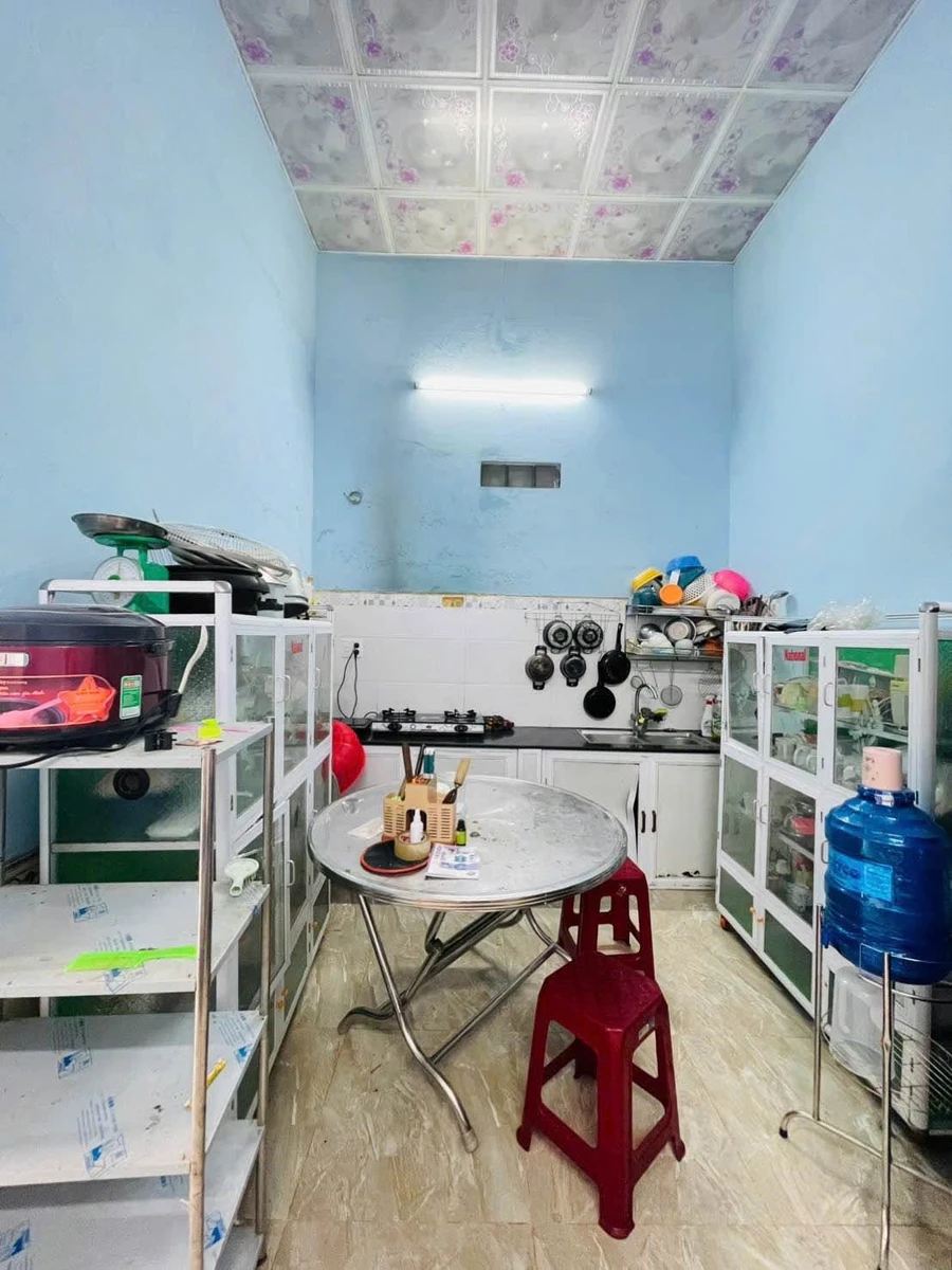 Bán nhà hẻm 201 Nguyễn Thiếp, 92m², 2PN, giá 900 triệu - Ảnh thu nhỏ 4