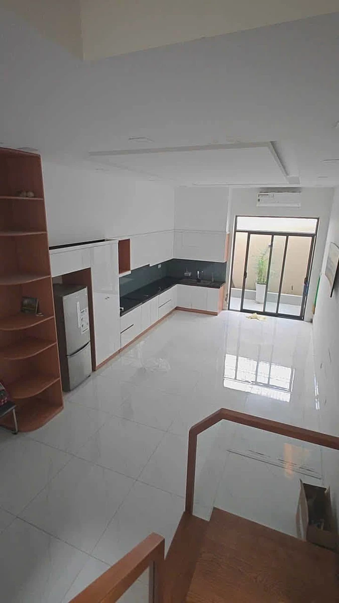 Bán nhà 3 tầng 90m² full nội thất VCN Phước Hải, Nha Trang - Ảnh thu nhỏ 3