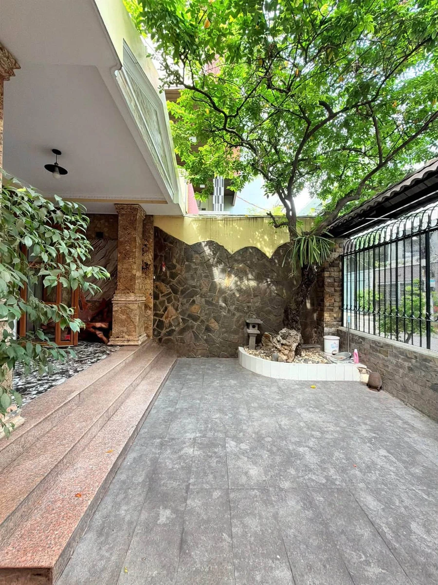 Bán villa 182.1m² Hoàng Dư Khương Q10, 45 tỷ, sân vườn - Ảnh thu nhỏ 3