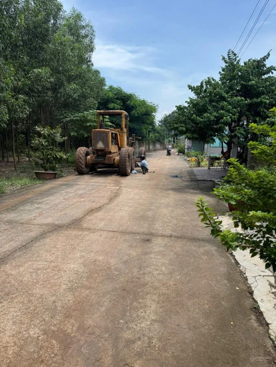 Đường trước nhà em chuẩn bị đổ nhựa, em cần bán lô góc 2 mặt tiền, full thổ cư, sau UB xã An Phước - Ảnh thu nhỏ 3