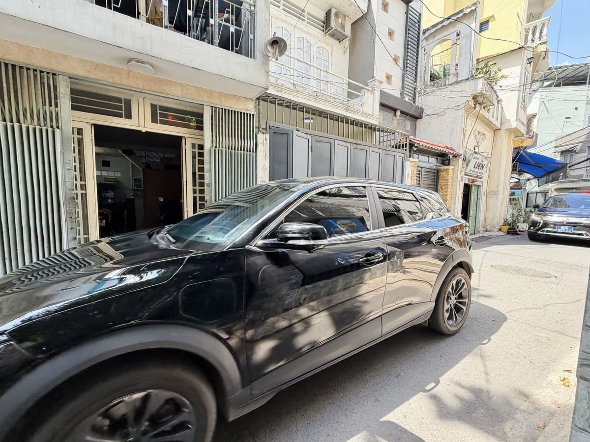 Bán nhà 2 mặt hẻm ô tô 80m² đường Lê Quang Định, Phường 7, Bình Thạnh, nhỉnh 10 tỷ - Ảnh 1