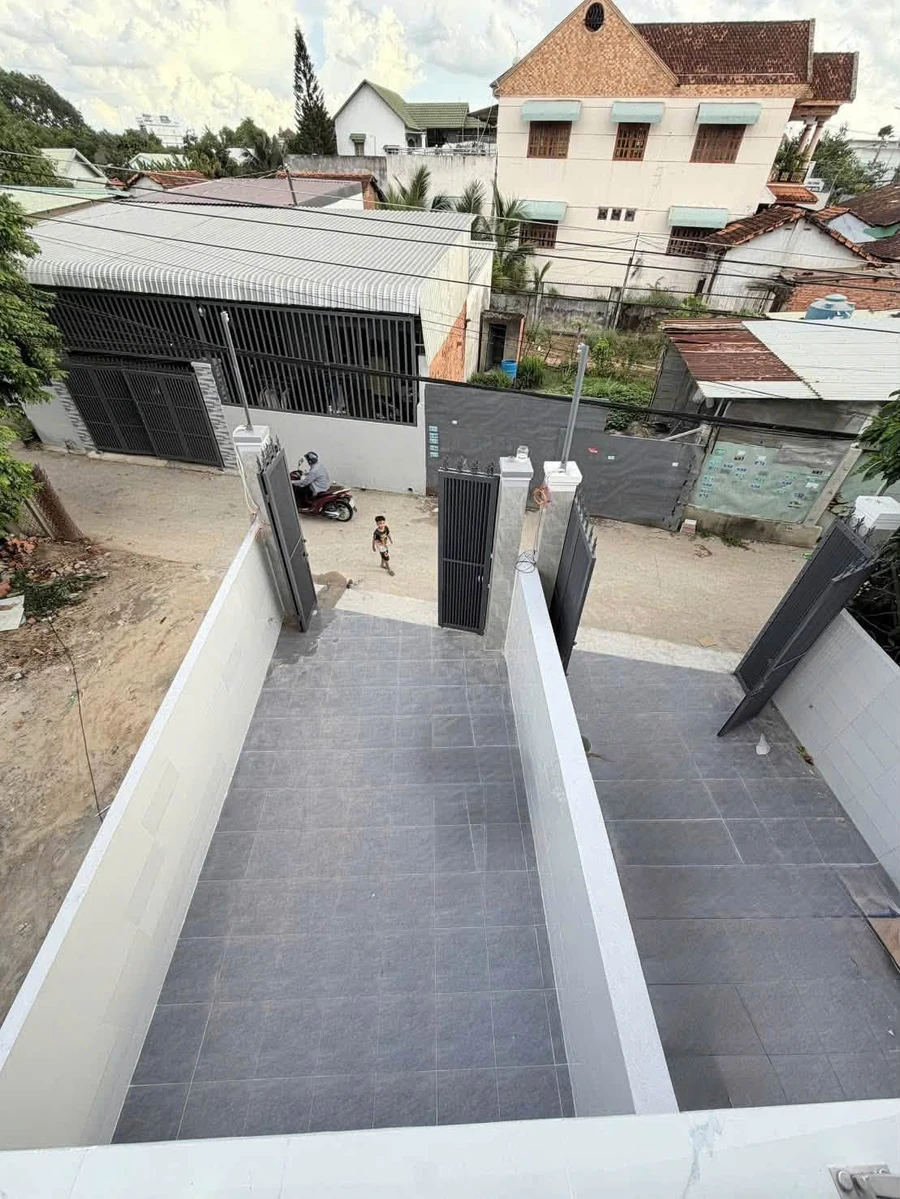 Bán nhà Định Hoà Thủ Dầu Một 60m2 3 phòng ngủ 2.65 tỷ - Ảnh thu nhỏ 4