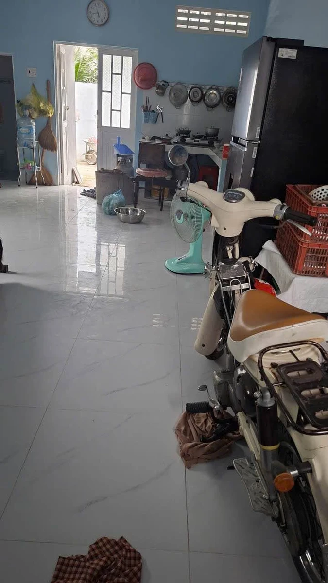Bán nhà hẻm 3 phòng ngủ 176.8m² Tân An Long An 1.6 tỷ - Ảnh thu nhỏ 3