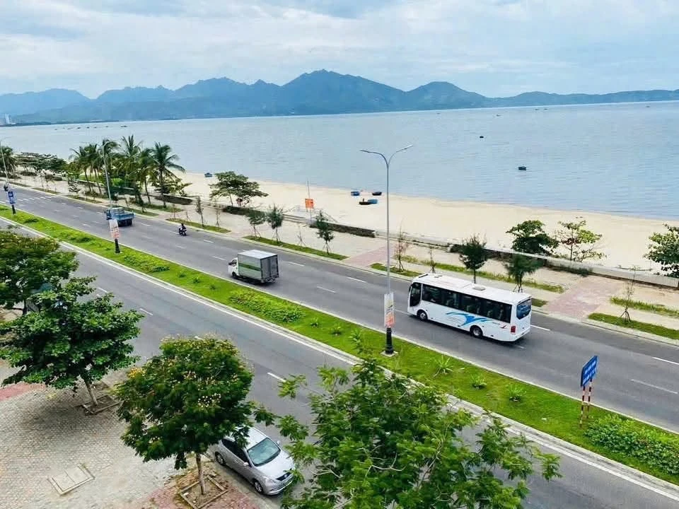 Bán đất mặt tiền Nguyễn Tất Thành sát biển 145m² Đà Nẵng - Ảnh thu nhỏ 2