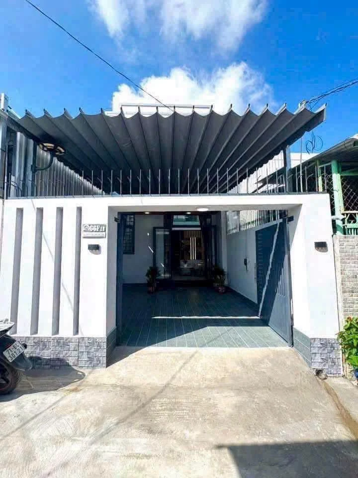 Bán nhà 1 trệt 1 lầu 101m² Phú Tân, Bến Tre 2 tỷ 650 triệu - Ảnh 1
