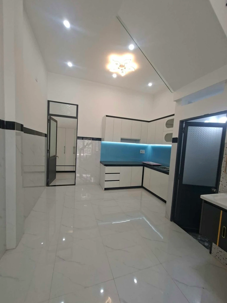Bán nhà 3 tầng Hoàng Văn Thụ 47m² full nội thất - Ảnh thu nhỏ 2