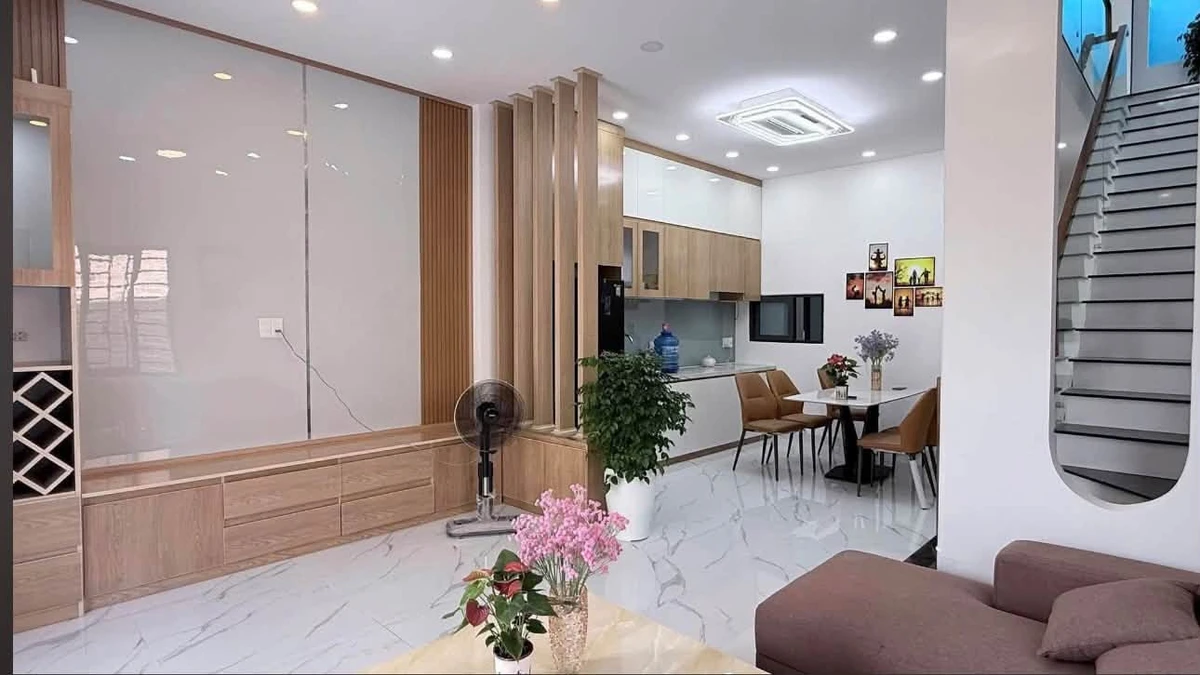 Bán nhà 3 phòng ngủ 96m² Diên Diền 2 tỷ 290 triệu - Ảnh thu nhỏ 2