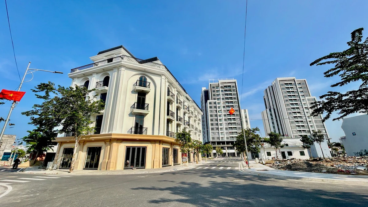 Bán shophouse 330m2, 6PN trung tâm Phan Rang 738 triệu - Ảnh 1