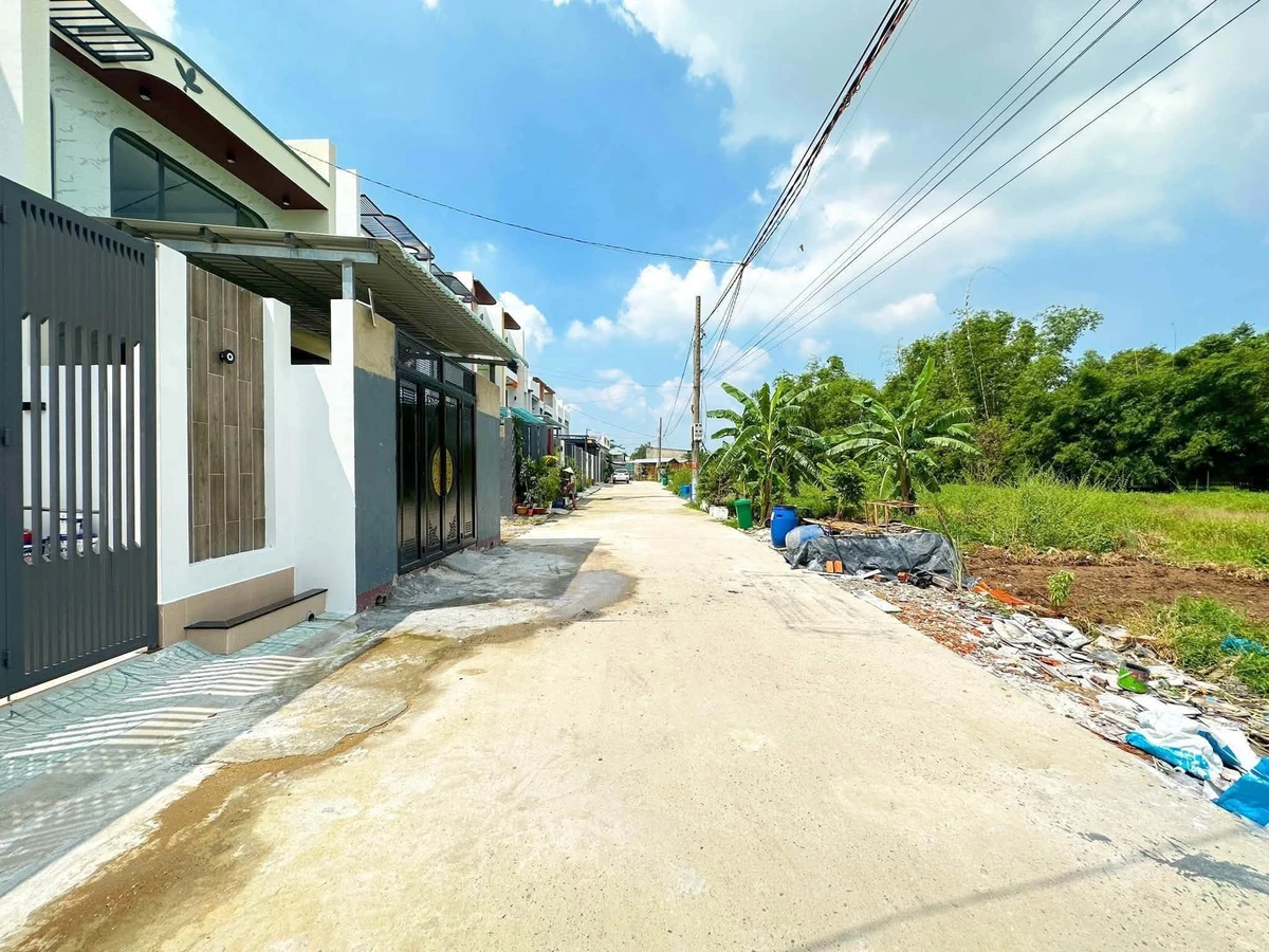 Bán nhà 1 trệt 1 lửng 5x22m, 3 phòng ngủ, giá 2,55 tỷ tại Đức Hòa Đông - Ảnh thu nhỏ 4